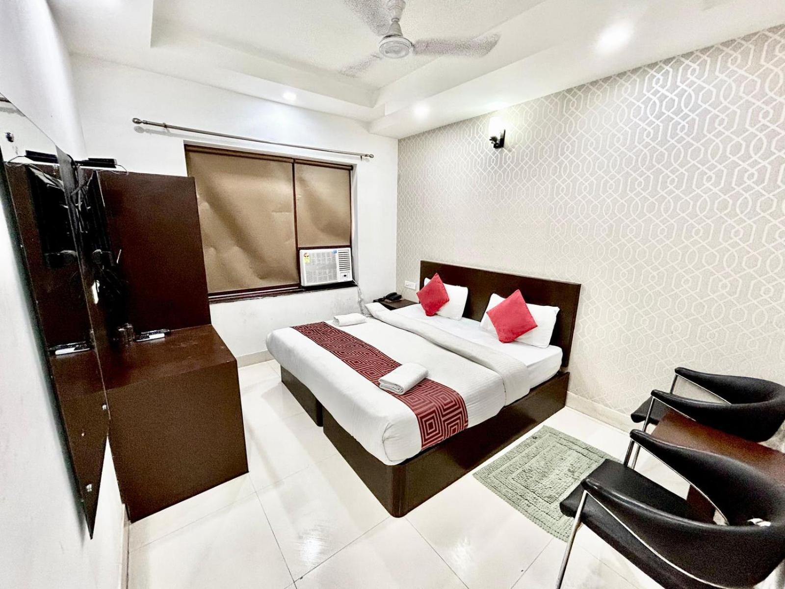 Hotel The Tomar Hospitality Nowe Delhi Zewnętrze zdjęcie